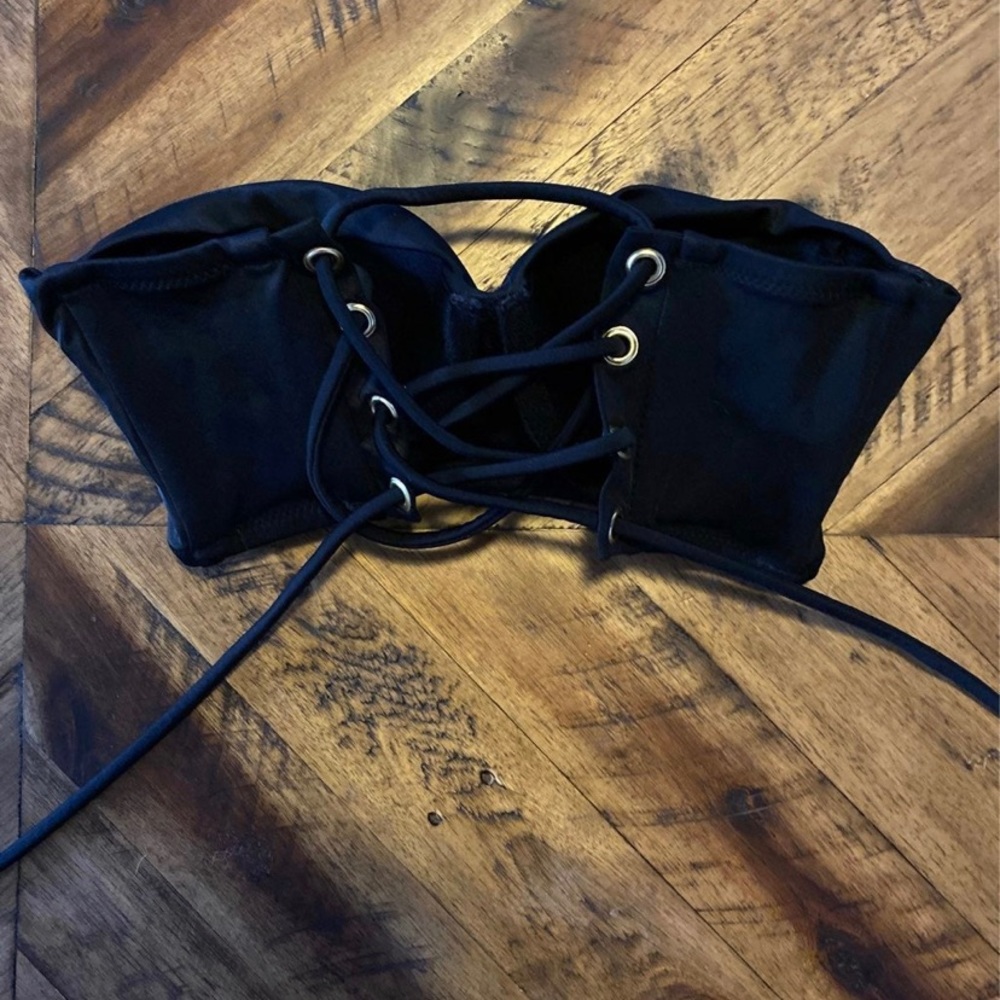 Victoria’s Secret bikini top